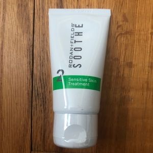 Rodan and Fields Soothe sensitive skin treatment
